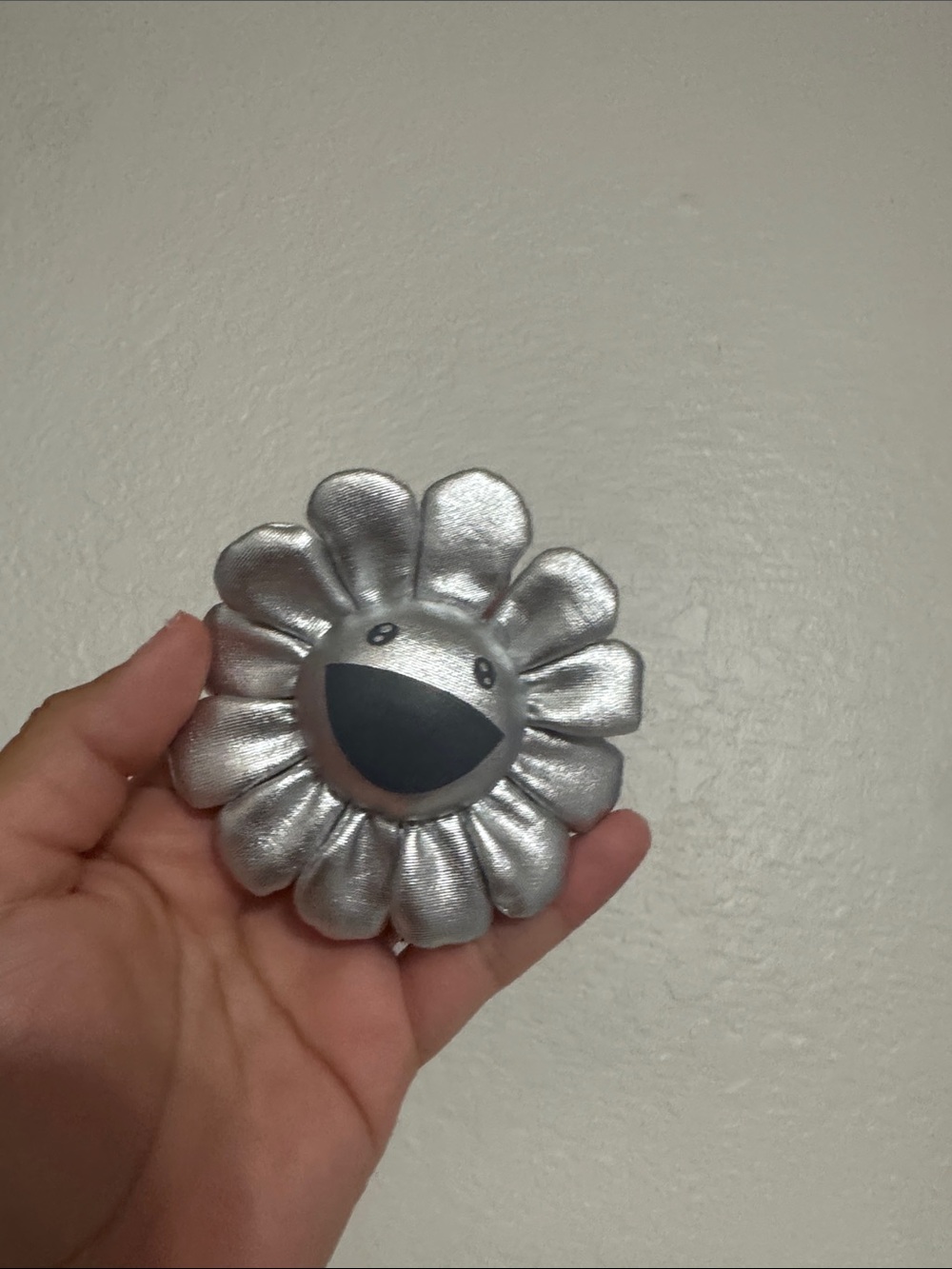 Takashi Murakami ComplexCon Flower Plush Pin
Silver